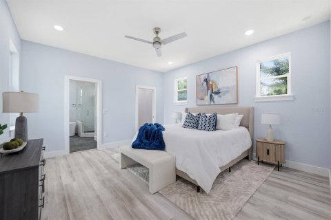 Casa en venta en Tampa, Florida, 4 dormitorios, 191.84 m2 № 2231236 - foto 11