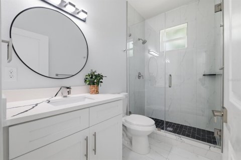 Casa en venta en Tampa, Florida, 4 dormitorios, 191.84 m2 № 2231236 - foto 17