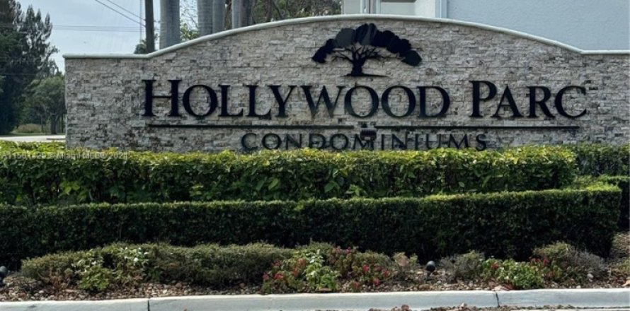 Condominio en Hollywood, Florida, 1 dormitorio № 1694408