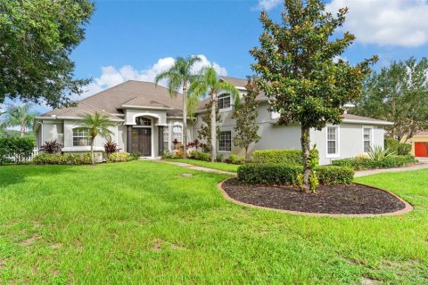 House in Clermont, Florida 5 bedrooms, 313.08 sq.m. № 1822912 - photo 6