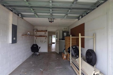House in Tampa, Florida 3 bedrooms, 116.69 sq.m. № 2412652 - photo 25
