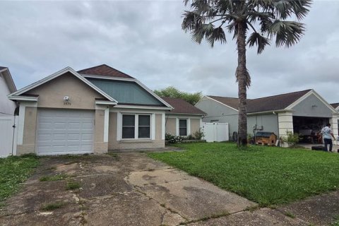 House in Tampa, Florida 3 bedrooms, 116.69 sq.m. № 2412652 - photo 3