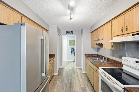 Casa en venta en Tavares, Florida, 2 dormitorios, 130.99 m2 № 2217134 - foto 22