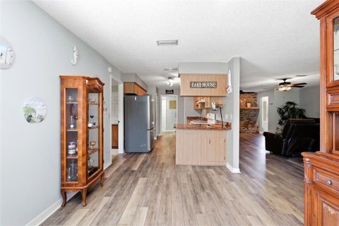Casa en venta en Tavares, Florida, 2 dormitorios, 130.99 m2 № 2217134 - foto 18