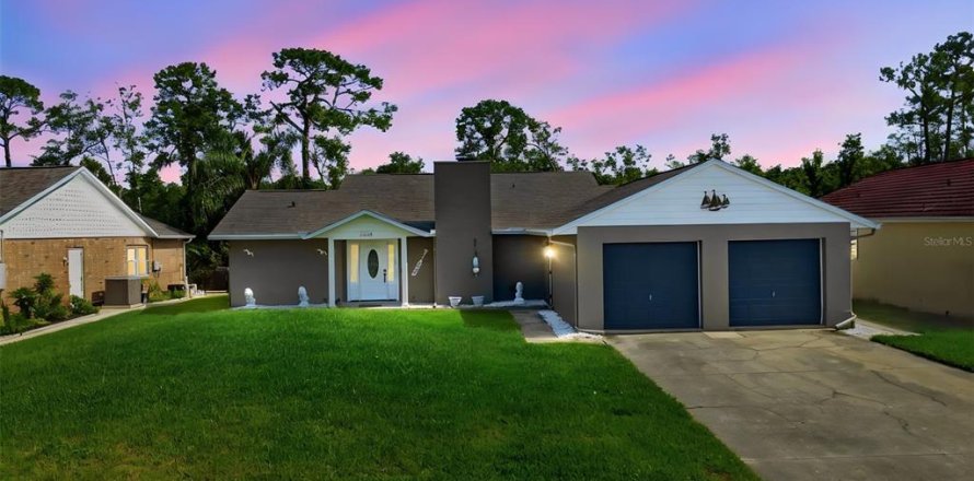 Casa en Tavares, Florida 2 dormitorios, 130.99 m2 № 2217134