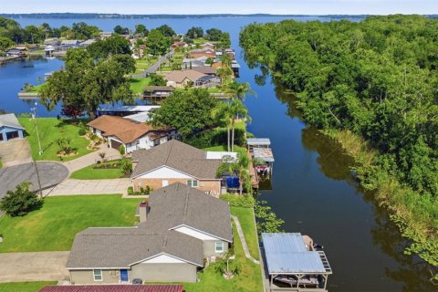 Casa en venta en Tavares, Florida, 2 dormitorios, 130.99 m2 № 2217134 - foto 7