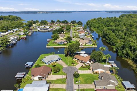 Casa en venta en Tavares, Florida, 2 dormitorios, 130.99 m2 № 2217134 - foto 6