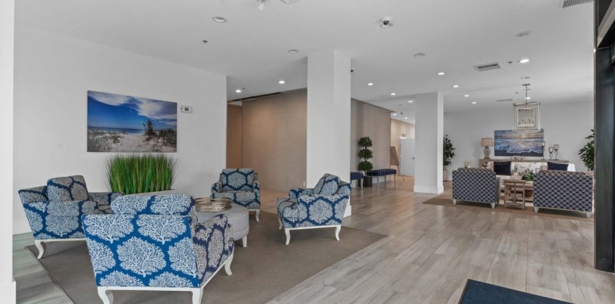 Condominio en Riviera Beach, Florida, 2 dormitorios № 949953