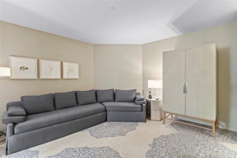 Copropriété à louer à Bal Harbour, Floride: 2 chambres, 117.15 m2 № 1939504 - photo 24