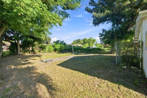 House in St. Lucie, Florida 3 bedrooms, 109.25 sq.m. № 2362145 - photo 23