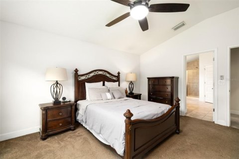 House in Parrish, Florida 3 bedrooms, 140.47 sq.m. № 1901196 - photo 24