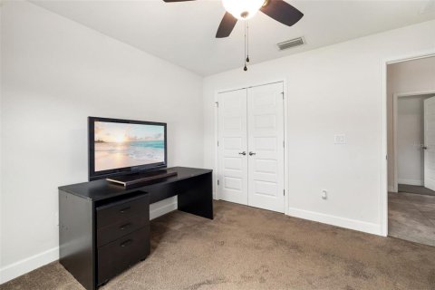 House in Parrish, Florida 3 bedrooms, 140.47 sq.m. № 1901196 - photo 8