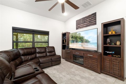 House in Parrish, Florida 3 bedrooms, 140.47 sq.m. № 1901196 - photo 21