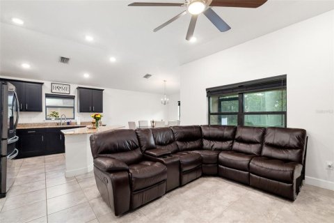 House in Parrish, Florida 3 bedrooms, 140.47 sq.m. № 1901196 - photo 20