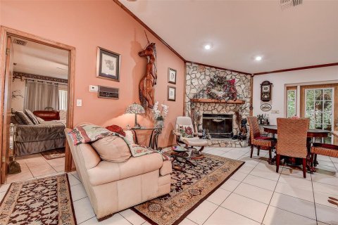 House in Brooksville, Florida 4 bedrooms, 232.44 sq.m. № 1845243 - photo 15
