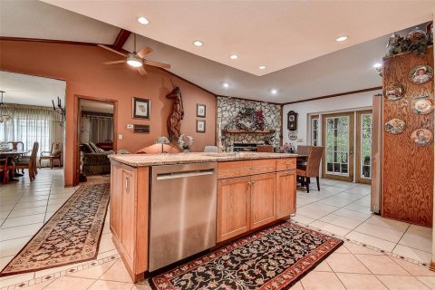 House in Brooksville, Florida 4 bedrooms, 232.44 sq.m. № 1845243 - photo 14