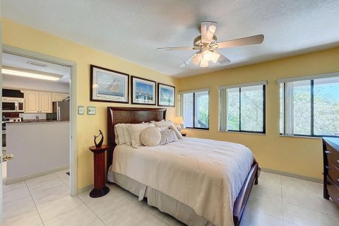 Condominio en venta en Tarpon Springs, Florida, 2 dormitorios, 98.94 m2 № 2356426 - foto 19