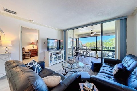 Condominio en venta en Tarpon Springs, Florida, 2 dormitorios, 98.94 m2 № 2356426 - foto 14