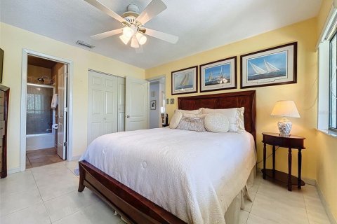 Condominio en venta en Tarpon Springs, Florida, 2 dormitorios, 98.94 m2 № 2356426 - foto 20