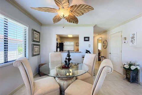 Condominio en venta en Tarpon Springs, Florida, 2 dormitorios, 98.94 m2 № 2356426 - foto 11