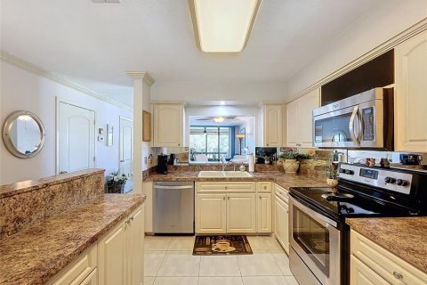 Condominio en venta en Tarpon Springs, Florida, 2 dormitorios, 98.94 m2 № 2356426 - foto 9