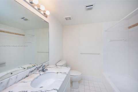 Copropriété à louer à Miami, Floride: 2 chambres, 95.69 m2 № 1881684 - photo 20