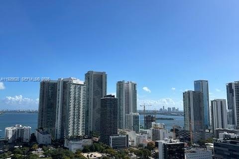 Купить кондоминиум в Майами, Флорида 1 спальня, 79.99м2, № 1986829 - фото 25