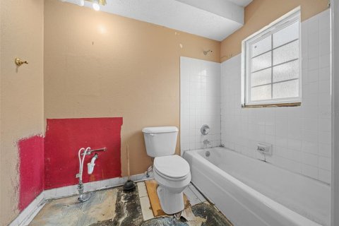 Casa en venta en Ocala, Florida, 5 dormitorios, 378.11 m2 № 1540612 - foto 8