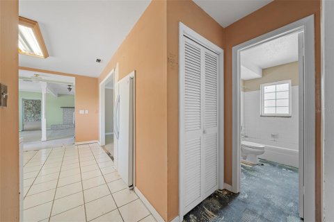 Casa en venta en Ocala, Florida, 5 dormitorios, 378.11 m2 № 1540612 - foto 13