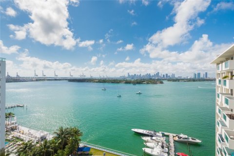 Condo in Miami Beach, Florida  № 1714792 - photo 3