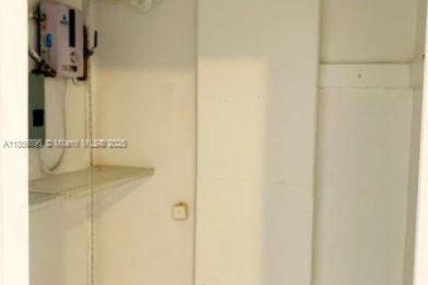 Appartement à louer à Miami, Floride: 1 chambre, 46.45 m2 № 1897620 - photo 7