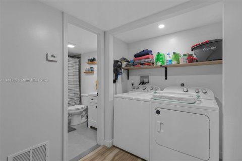 Condo in Cutler Bay, Florida, 1 bedroom  № 1892407 - photo 15