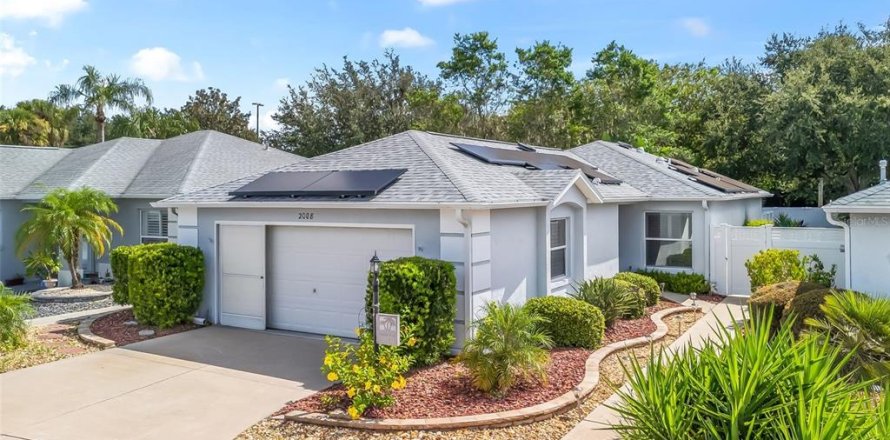 Villa ou maison à The Villages, Floride 2 chambres, 107.58 m2 № 1914975