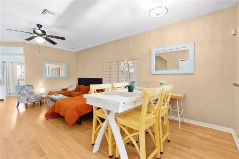 Touwnhouse à louer à Riverview, Floride: 2 chambres, 129.13 m2 № 2206048 - photo 12