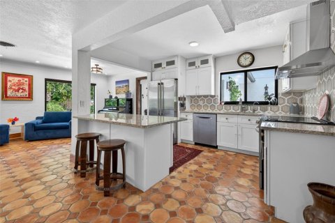 Casa en venta en Gulfport, Florida, 4 dormitorios, 245.17 m2 № 2091653 - foto 12