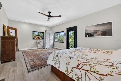 Casa en venta en Gulfport, Florida, 4 dormitorios, 245.17 m2 № 2091653 - foto 19