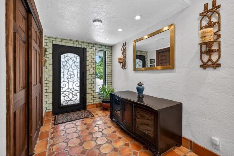 Casa en venta en Gulfport, Florida, 4 dormitorios, 245.17 m2 № 2091653 - foto 3