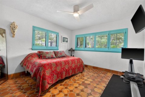 Casa en venta en Gulfport, Florida, 4 dormitorios, 245.17 m2 № 2091653 - foto 29