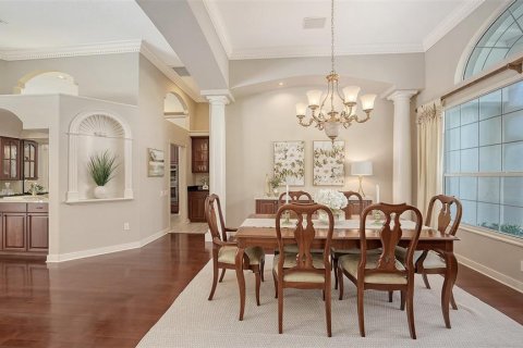 House in Bradenton, Florida 3 bedrooms, 340.21 sq.m. № 1832162 - photo 12