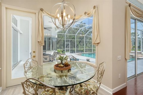 House in Bradenton, Florida 3 bedrooms, 340.21 sq.m. № 1832162 - photo 30