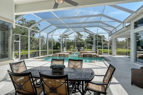 House in Bradenton, Florida 3 bedrooms, 340.21 sq.m. № 1832162 - photo 20