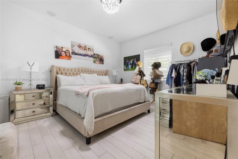 Villa ou maison à vendre à Miami, Floride: 4 chambres, 199.65 m2 № 1823754 - photo 29