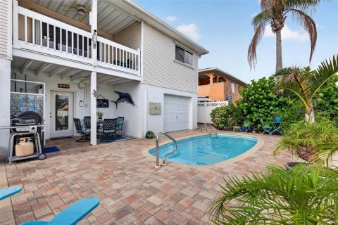 House in Hudson, Florida 3 bedrooms, 205.13 sq.m. № 2287193 - photo 7