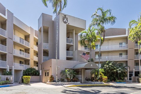 Condo in Tamarac, Florida, 2 bedrooms  № 2250191