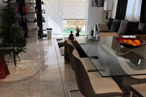 Copropriété à louer à Plantation, Floride: 2 chambres, 117.06 m2 № 2006902 - photo 6