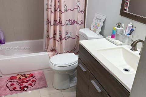 Copropriété à louer à Plantation, Floride: 2 chambres, 117.06 m2 № 2006902 - photo 5