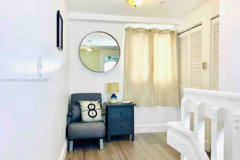 Condominio en alquiler en Miami, Florida, 1 dormitorio, 62.43 m2 № 1963949 - foto 7