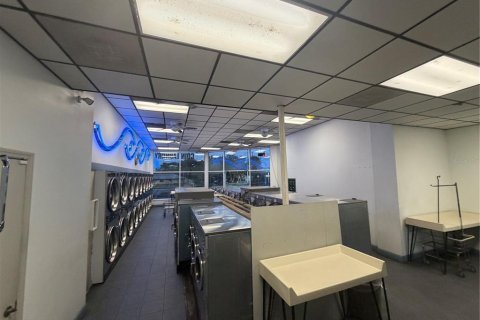 Propiedad comercial en venta en Seminole, Florida, 167.22 m2 № 2092171 - foto 4