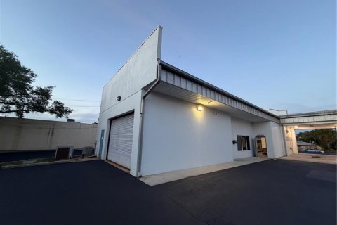 Propiedad comercial en venta en Seminole, Florida, 167.22 m2 № 2092171 - foto 13
