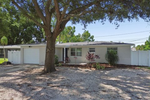 Villa ou maison à vendre à Seminole, Floride: 3 chambres, 87.61 m2 № 2200250 - photo 2